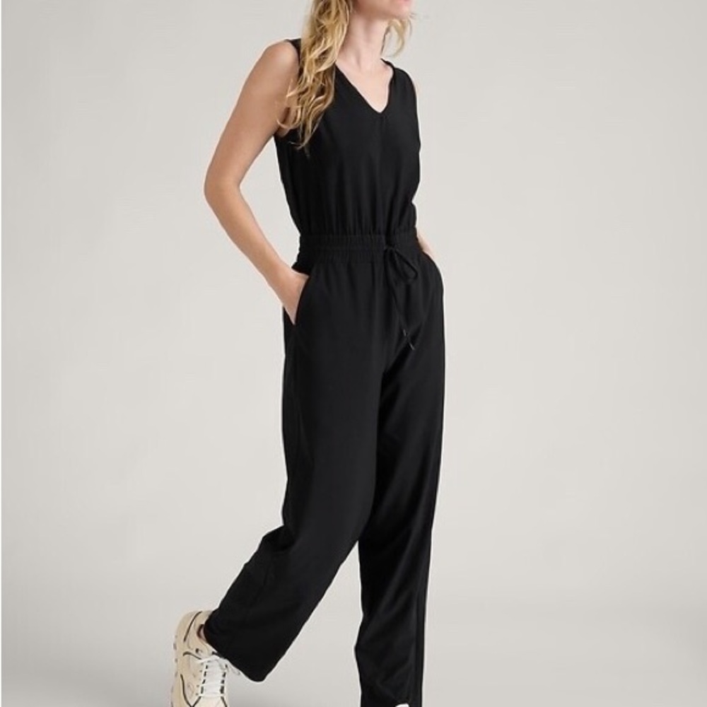 Athleta Black Sleeveless Jumpsuit
